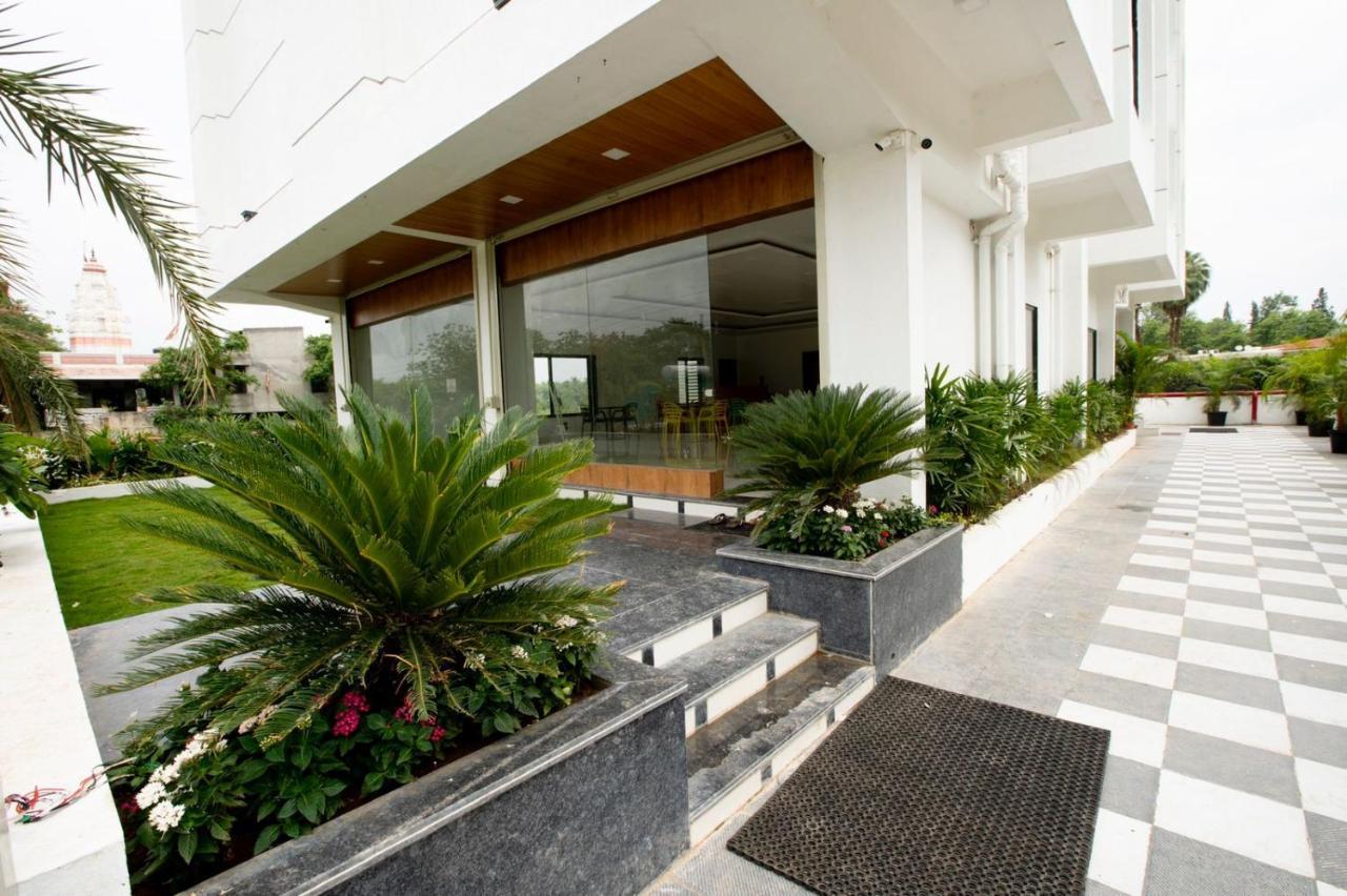 Hotel The Orange Flag Aurangabad  Exterior photo