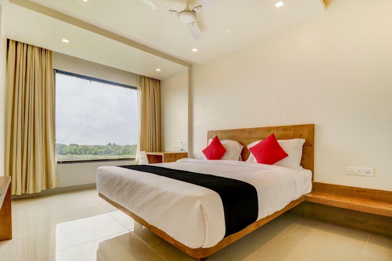 Hotel The Orange Flag Aurangabad  Exterior photo
