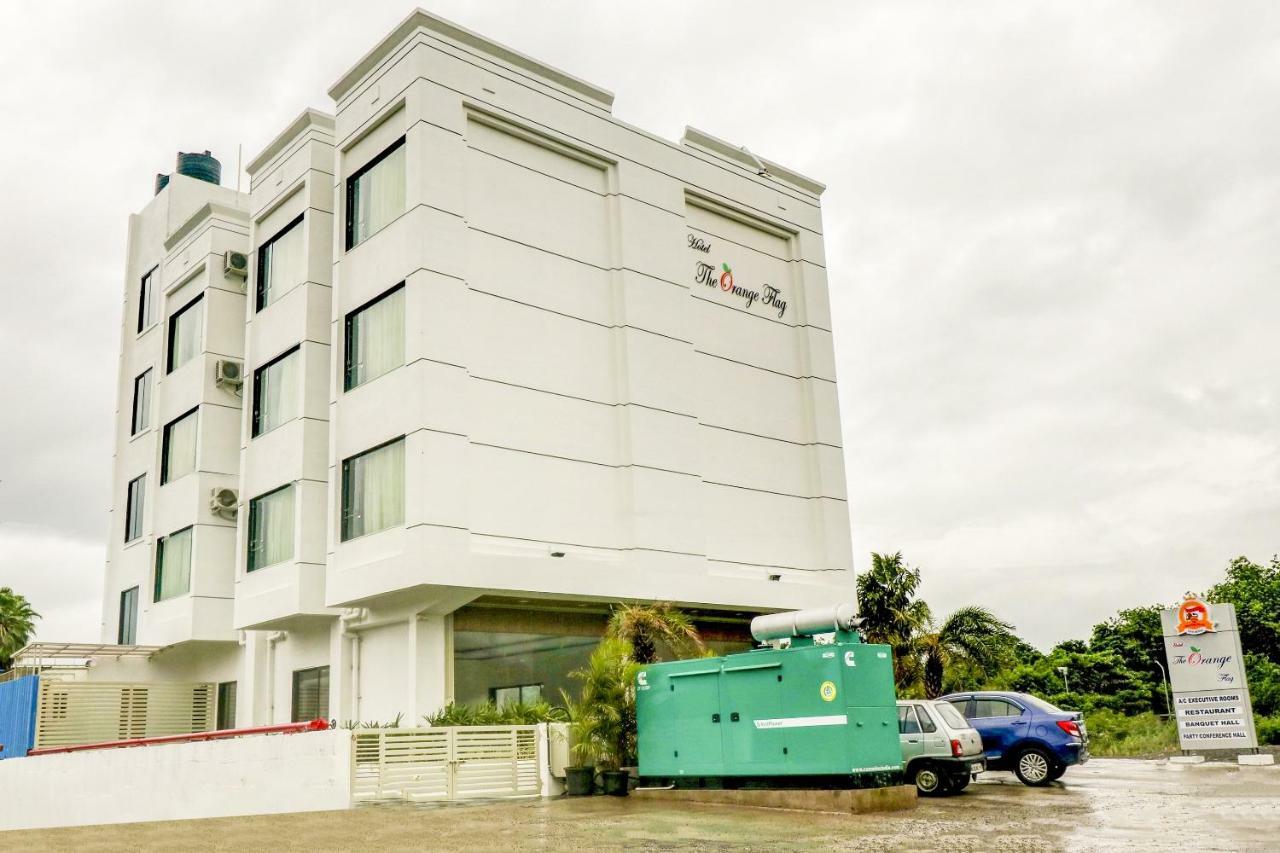 Hotel The Orange Flag Aurangabad  Exterior photo